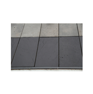 Minéralisant noir sur pierre de Volvic